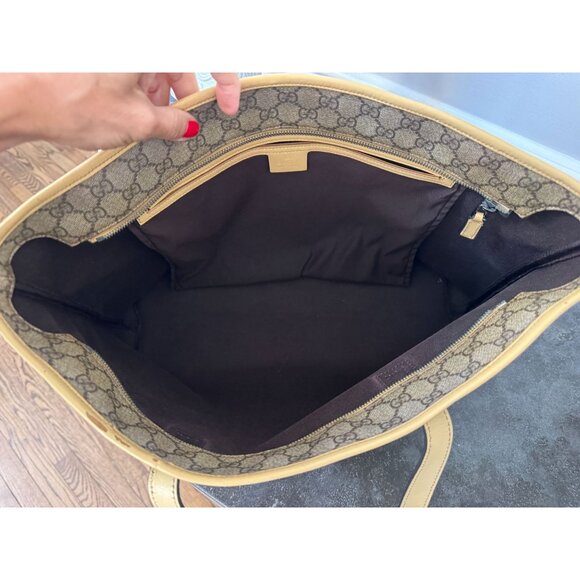 Gucci Supreme Joy Tote Bag - Picture 9 of 12